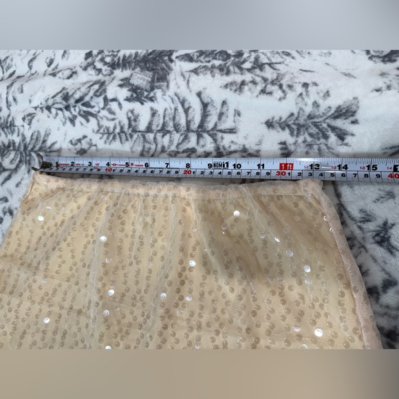 Champagne Sequin Two-Piece Glam Set - Picture 8 of 8